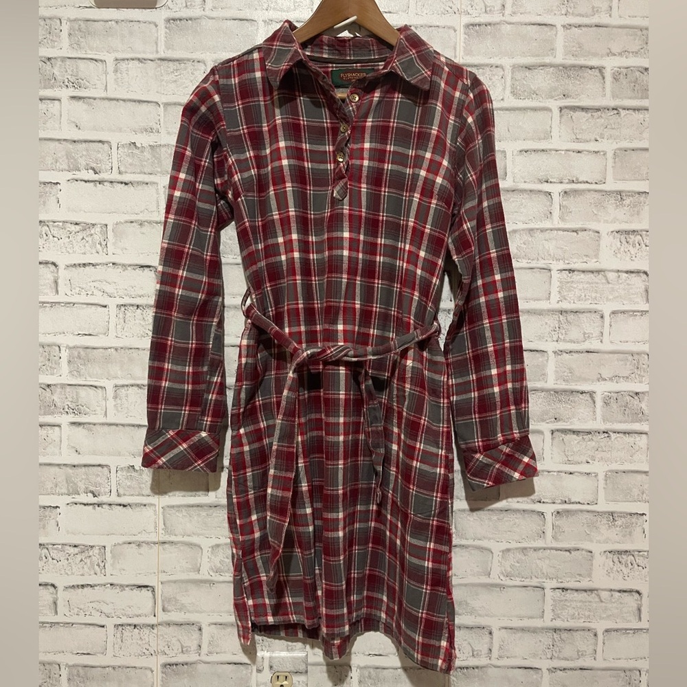 NWOT Women’s Flyshacker red/gray plaid long sleeve flannel tie waist dress, M